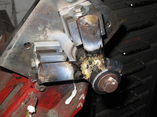 Jigging up the lugs on the BB