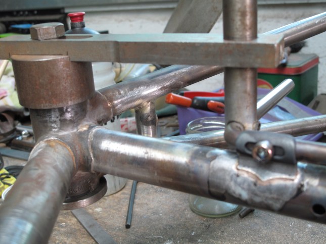 Fixture for a front derailliur tab